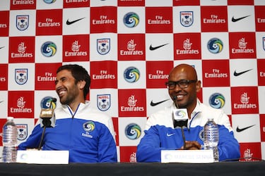 “Me alegro mucho por la vuelta del Cosmos...”