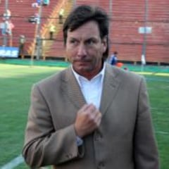 Fernando Díaz asume en Ñublense tras salida de Basay