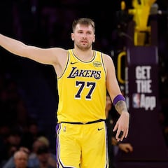Doncic pulveriza la marca de Abdul-Jabbar y ya es el mejor de la historia de los Lakers