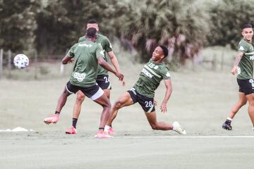 Atlético Nacional tuvo su primer entrenamientos antes de enfrentar a Millonarios en la Florida Cup. Los verdes trabajaron en el Omni Champions Gate.