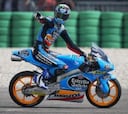 Triunfo de Álex Márquez en Assen; el líder, Miller, se cayó