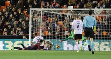 Enrich hace el 0-1 en Mestalla.