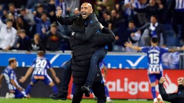 Abelardo, entrenador del Alav&eacute;s.