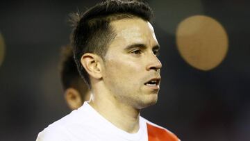 Coincidió con Ángel en River Plate entre 1998 y 2000.