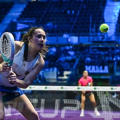 Andrea Ustero: “Juego al pádel para divertirme”