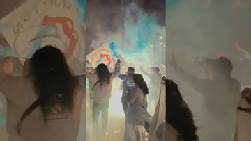 ¡Llegaron los líderes! Increíble recibimiento de la afición de Puebla a sus jugadores