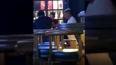 La cena de Edu Vargas con amigos que causa polémica en México