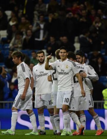 Celebración por el gol de James. 1-0.