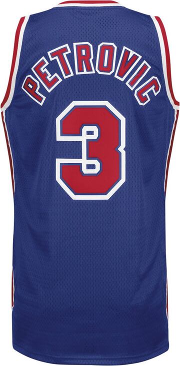 Camiseta de Drazen Petrovic, de los Nets.