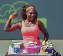 Serena Williams sella su victoria 700 y se mete en semifinales