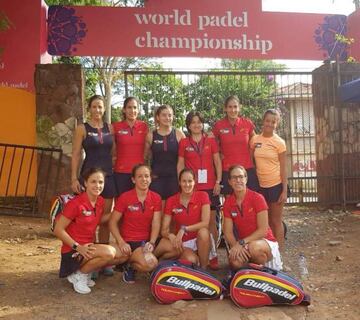 Las integrantes de la Selecci&oacute;n Espa&ntilde;ola en el recinto del Mundial.