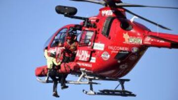 El austr&iacute;aco Matthias Mayer es evacuado en helic&oacute;ptero tras sufrir un grave accidente en Val Gardena. 