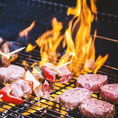 ¿Puedo hacer una barbacoa en la terraza de mi piso o en mi jardín? Esto dice la Ley de Propiedad Horizontal