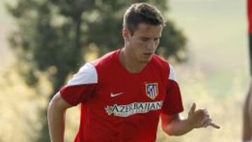 Sa&uacute;l entrenando con el Atl&eacute;tico.