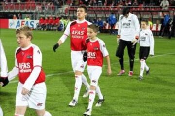 Moreno llegó al AZ Alkmaar en 2007, donde salió campeón de la Eredivisie y recibió multiples reconocimientos.