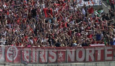 Biris and Bukaneros ultra groups are out of step