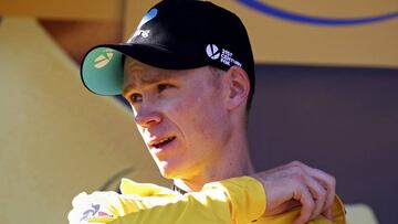 Froome: “Sorprende que no haya más ataques de rivales”