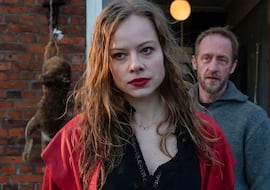 Este oscuro thriller de Amazon sobre la desaparición de una niña es perfecto para el fin de semana