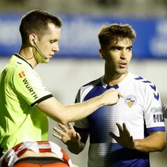 Peybernes, sancionado tras su expulsión ante el Sabadell