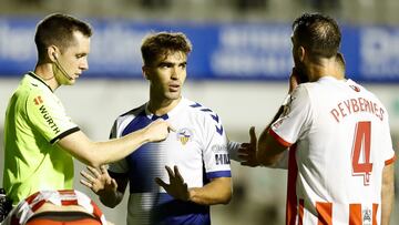 Peybernes, ante el Sabadell.