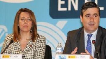 Ana Mu&ntilde;oz, directora de la Agencia Espa&ntilde;ola de Protecci&oacute;n de la Salud en el Deporte y Miguel Cardenal, presidente del Consejo Superior de Deportes.