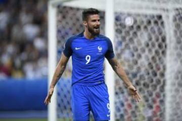 El internacional francés Olivier Giroud ocupa la segunda plaza.