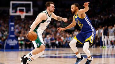 Kerr lavishes praise on Warriors MVP Curry after Mavs series win