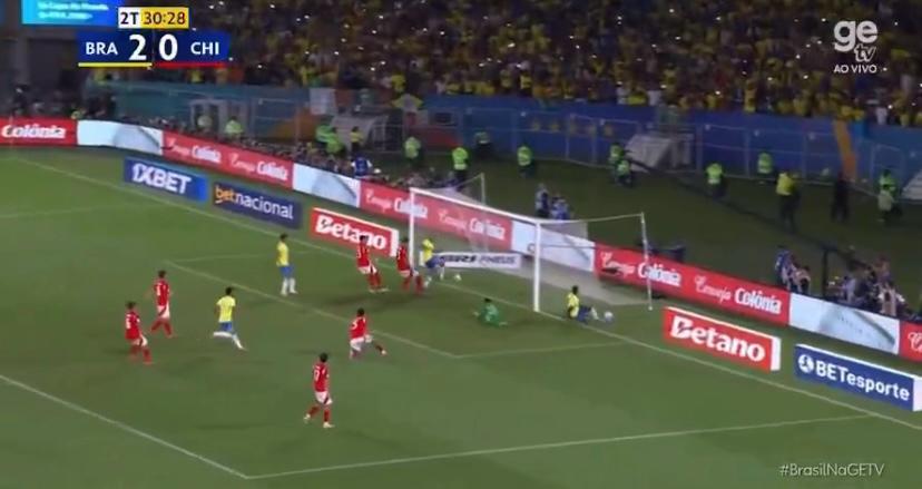 Paulo Díaz comete este error y la Roja lo paga caro: Vigouroux no tuvo nada que hacer