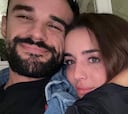 Lola Índigo ya no se esconde y confirma su romance con IlloJuan: “Este mundo de colores”