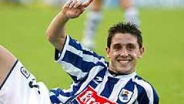 <b>CONVOCADO.</b> El jugador de la Real Sociedad, Nihat Kahveci, fue convocado por el seleccionador turco, Senol Gunes, para el partido contra Inglaterra.