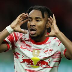 El United encuentra galáctico