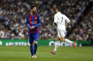 Messi fue determinante en el Bernabéu durante el Clásico de 2017. Sus dos goles dieron la victoria al Barcelona ante un Real Madrid con 10, por expulsión de Sergio Ramos (2-3). Tras la eliminación de la Champions League ante la Juventus, los culés recuperan la alegría con este triunfo en casa del eterno rival.