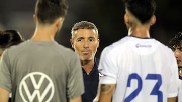 Óscar Cano habla de “conexión mágica con la plantilla”