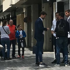 El Valencia se reúne con los agentes de Thorgan Hazard