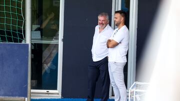Juan Cala junto a Manuel Vizcaíno en la Ciudad Deportiva Bahía de Cádiz.