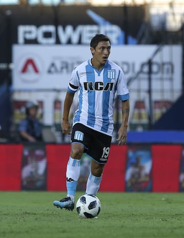 Después de casi 10 años en México dejó la Liga MX para fichar por Racing Club, donde suma siete partidos para 615 minutos. 