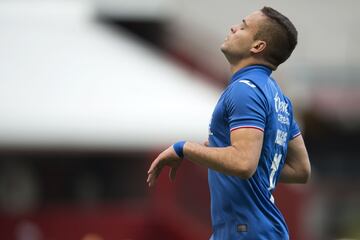 Si bien no ha demostrado el nivel que lo llevó a ser el motor de Santos Laguna, ‘Cabecita’ va en ascenso futbolístico.