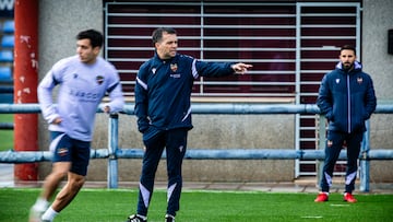 Luís Castro, al mando en Buñol