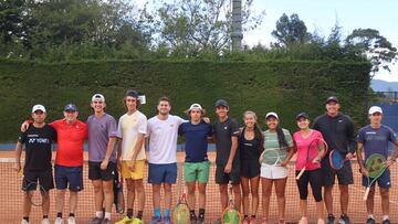 El equipo Colsanitas, en cabeza del entrenador español Ricardo Sánchez, se prepara para el inicio de la temporada 2025. Foto: Equipo Colsanitas.