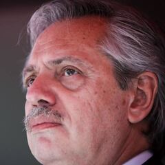 "Deberíamos volver a la cuarentena absoluta"