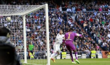 Gol de Sergio Ramos. 1-0.