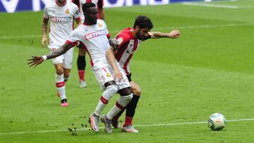 Lago Junior, protagonista de seis penaltis, tres a favor y tres en contra