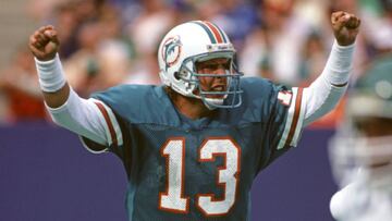 Ex jugador profesional de fútbol americano, miembro del Salón de la Fama. Embajador oficial de El Clásico en Miami.