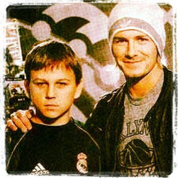 De niño su ídolo es el "Spice Boy", David Beckham.