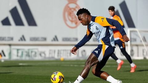 Barcelona possible lineup against Real Betis in LaLiga Cristiano Ronaldo celebrates his goal against Al Ittihad