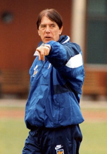 Cesare Maldini durante un entrenamiento de la selección italiana. 