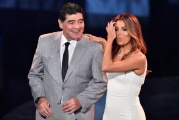 Diego Maradona y Eva Longoria.