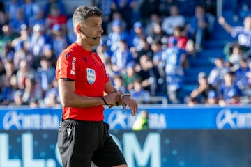 21/04/24
PARTIDO DE PRIMERA DIVISION
DEPORTIVO ALAVES - ATLETICO DE MADRID
Arbitro JESUS GIL MANZANO