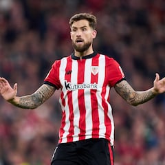 18 jugadores que vistieron la camiseta de Barcelona y Athletic