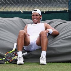 Nadal, contra el escudo y el saque del checo Jiri Vesely